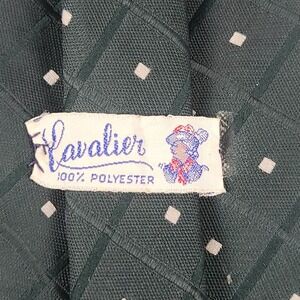Cavalier Mens Polyester Tie Green Diamond Grid Pattern Vintage USA 4" x 58"